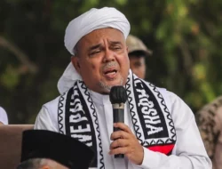 Habib Rizieq Shihab: FPI Lagi Gelar Tikar, Lagi Nonton Buaya sama Buaya Ribut!