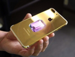 Wow! Ini 10 Smartphone Super Mahal Yang Pernah Dijual