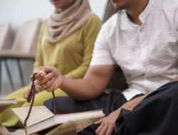 Meneladani Rasulullah SAW, Ini 15 Cara Suami Menyayangi Istri