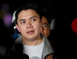 Erizal: Sikap Adem Ayem Seskab Teddy Terkait Tuduhan Amien Rais Mencurigakan!
