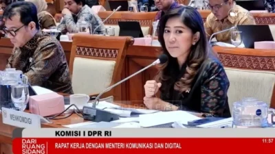 Menkomdigi Siapkan Aturan Baru: Wajib Cantumkan Nomor Hp Untuk Tiap Akun Medsos