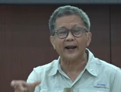 Rocky Gerung Blak-blakan Sebut Gibran Layak Diturunkan, Ini Alasannya