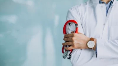 4 Dokter Magang Meninggal Sejak Februari 2026, Seberapa Berat Beban Kerja Nakes Indonesia?
