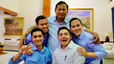 Bloomberg Soroti Lingkaran Prabowo, Investor Dinilai Resah Hadapi Ketidakpastian Kebijakan
