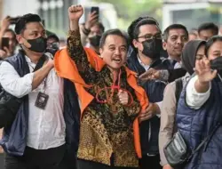 Petrus Selestinus Soal Isu Ijazah Jokowi Dilaporkan Hilang ke Polisi: Kita Buka-bukaan di Sidang!