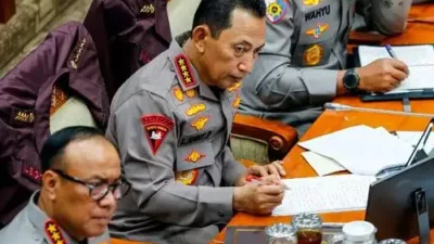 Hinca Pandjaitan Ultimatum Kapolri: Satu Bulan Harus Bereskan Oknum Polisi Bermasalah