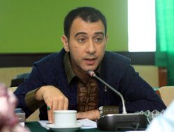 Nasim Khan Pertanyakan Relevansi Latihan Militer bagi Manajer Kopdes Merah Putih