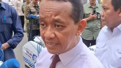 Ini Reaksi Menteri ESDM Bahlil Lahadalia Soal Viral Lagu MBG “Mas Bahlil Ganteng” di Medsos