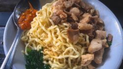 5 Mie Ayam Jamur Terbaik di Jakarta, Topping Melimpah dan Ramai Pembeli