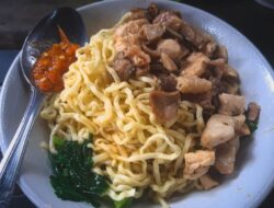 5 Mie Ayam Jamur Terbaik di Jakarta, Topping Melimpah dan Ramai Pembeli
