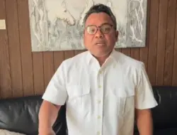Islah Bahrawi Menyesal Pernah Kagum dan Anggap Jokowi Ibarat Malaikat Turun Dari Langit