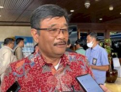 Djarot Saiful Hidayat ke Jokowi: Sambil Tur Politik, Tunjukkan Ijazah Asli!