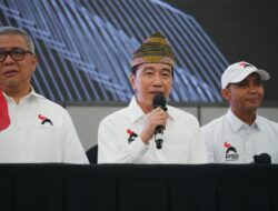 Jokowi ke Kader PSI: Kalau Masalah Tak Selesai, Datang Saja ke Solo